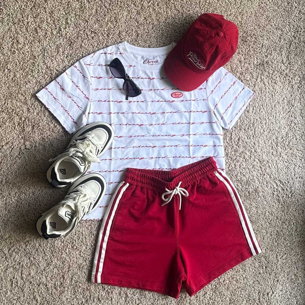 NEW Giordano Cherry Good Tee - 100% Cotton - Size S